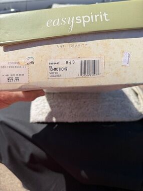Easy Spirit Anti-Gravity Shoes new in Box in white